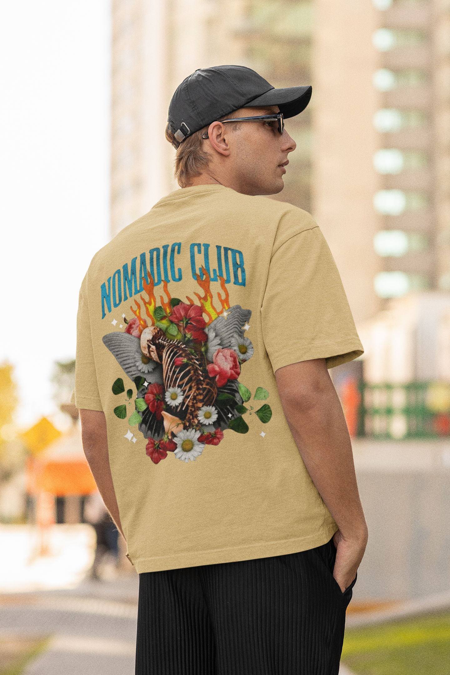 NOMADIC CLUB OVERSIZED TEE