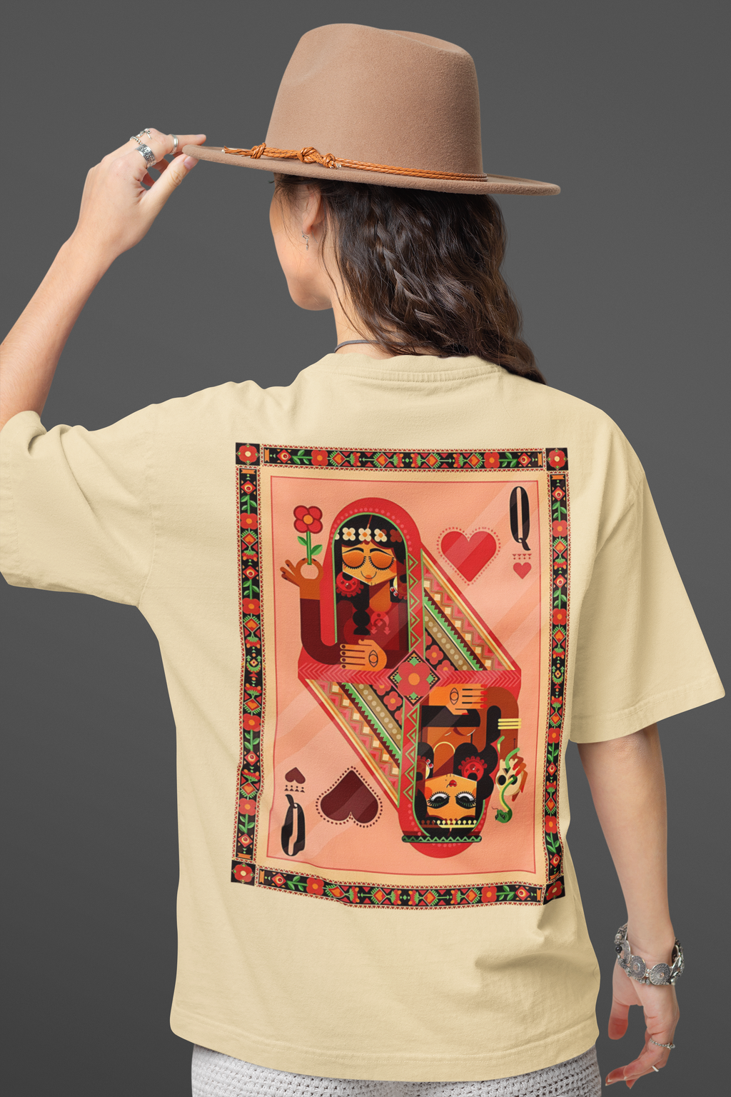 Queen of Hearts Oversized Tee